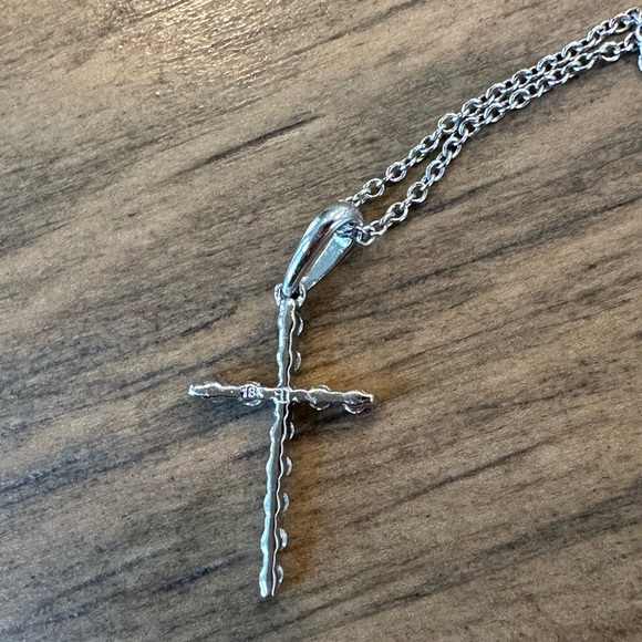 COPY - Bony Levy Diamond Cross Necklace - Picture 7 of 12